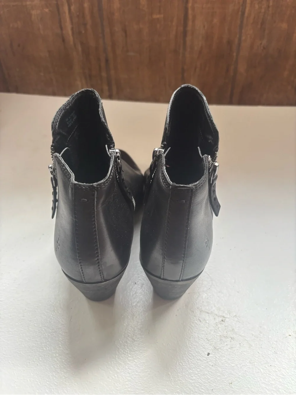 Frye Double Zip Judith Leather Ankle Boots Booties Black size 9